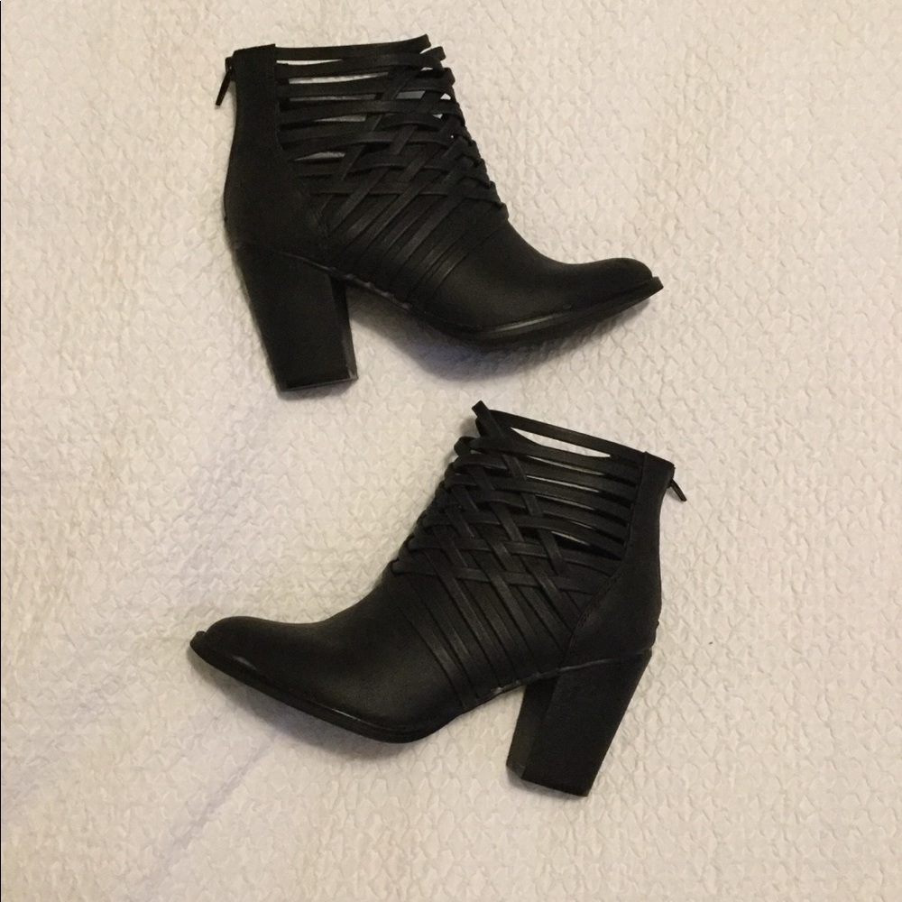 NWOB Mossimo Booties